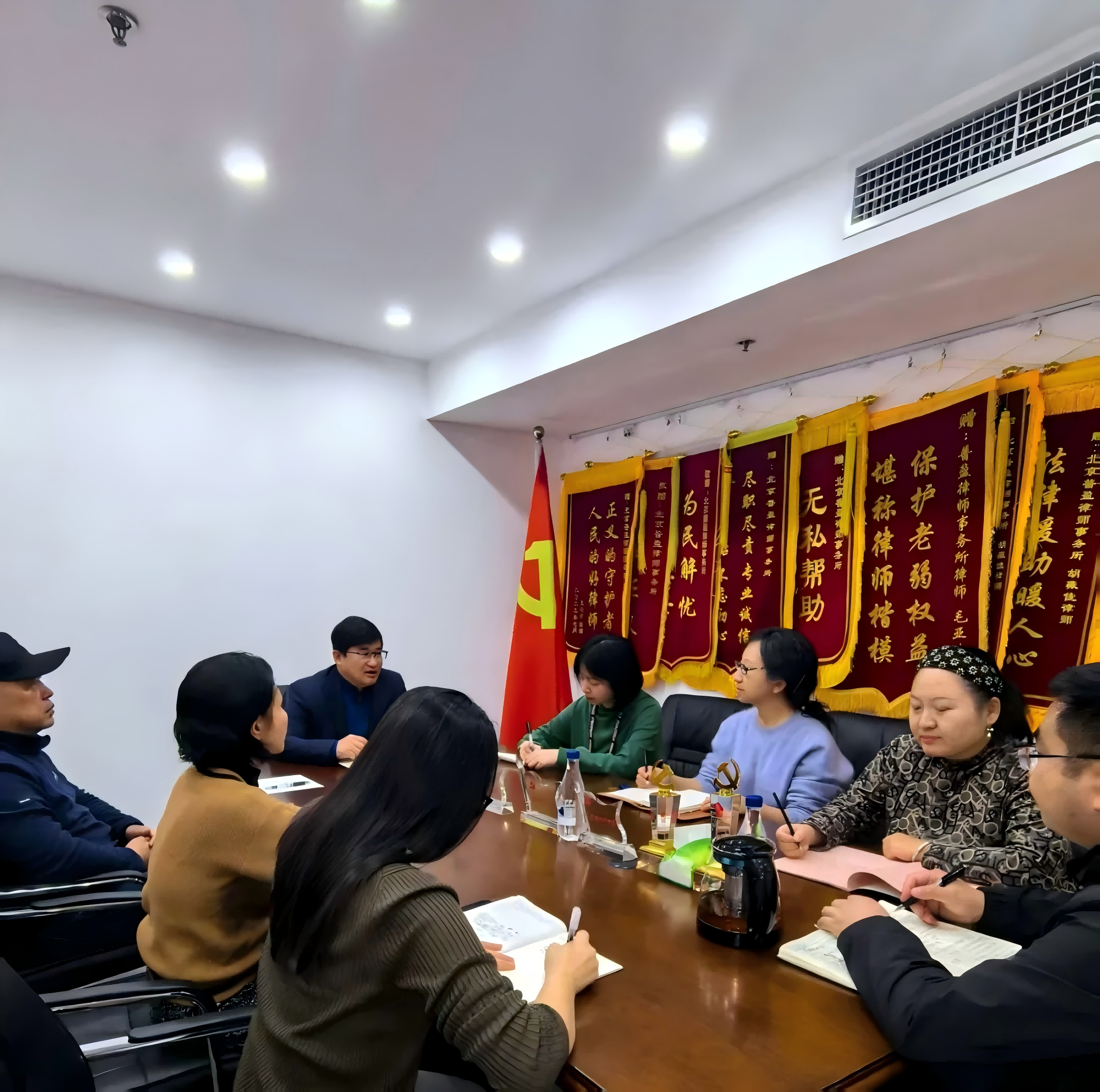 640 (1)(1)(1) 640 (1)(1)(1)